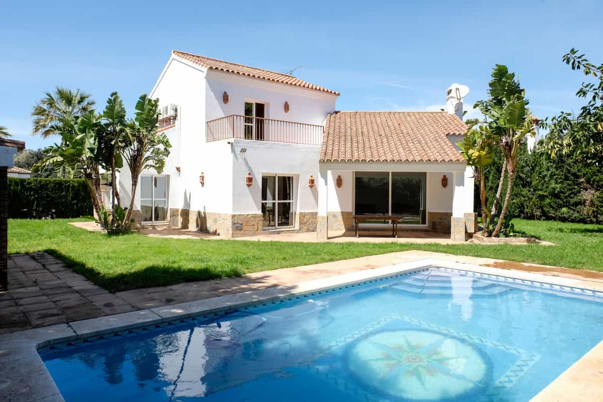 rumah dalam Guadiaro, Andalusia 10931756