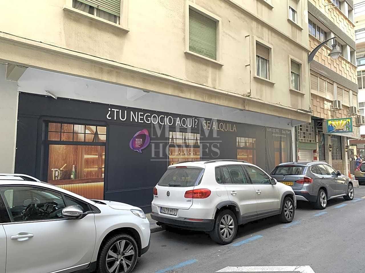 Einzelhandel im Málaga, Andalusien 10931790