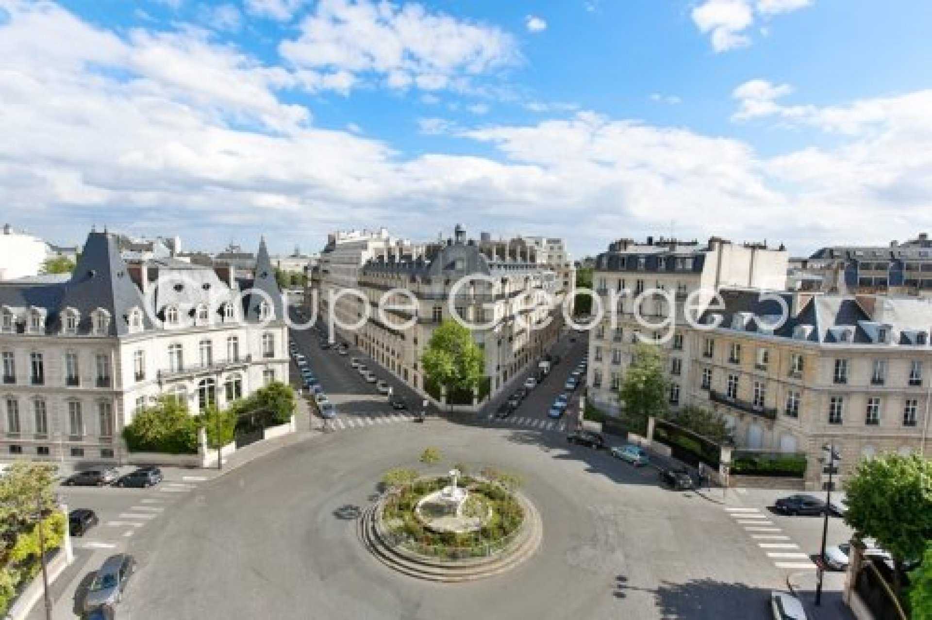 Condominium dans Clichy, Ile-de-France 10931826