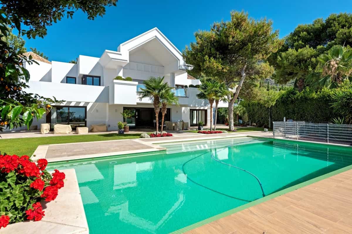 rumah dalam Marbella, Andalusia 10931836