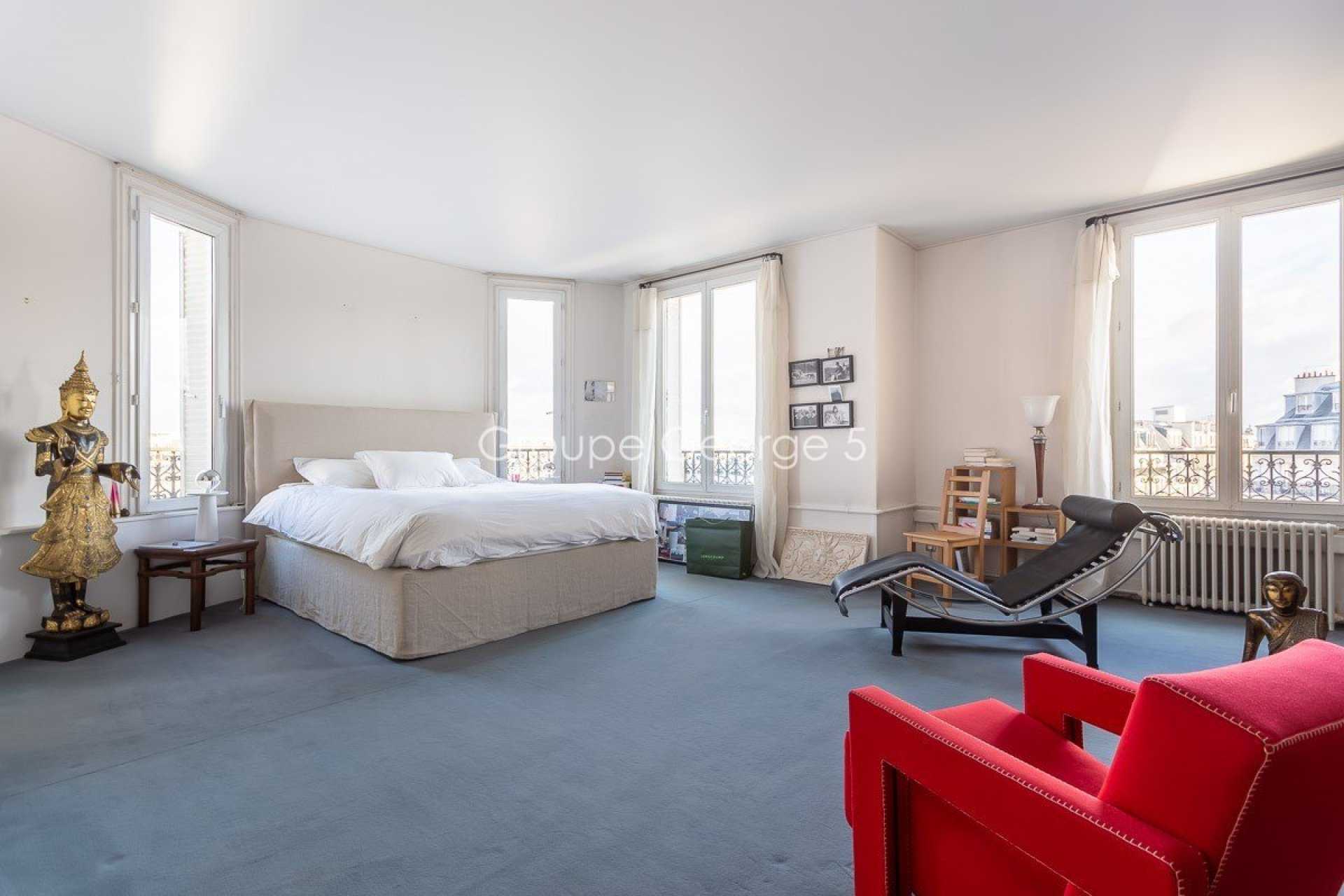 公寓 在 Paris, Île-de-France 10931855