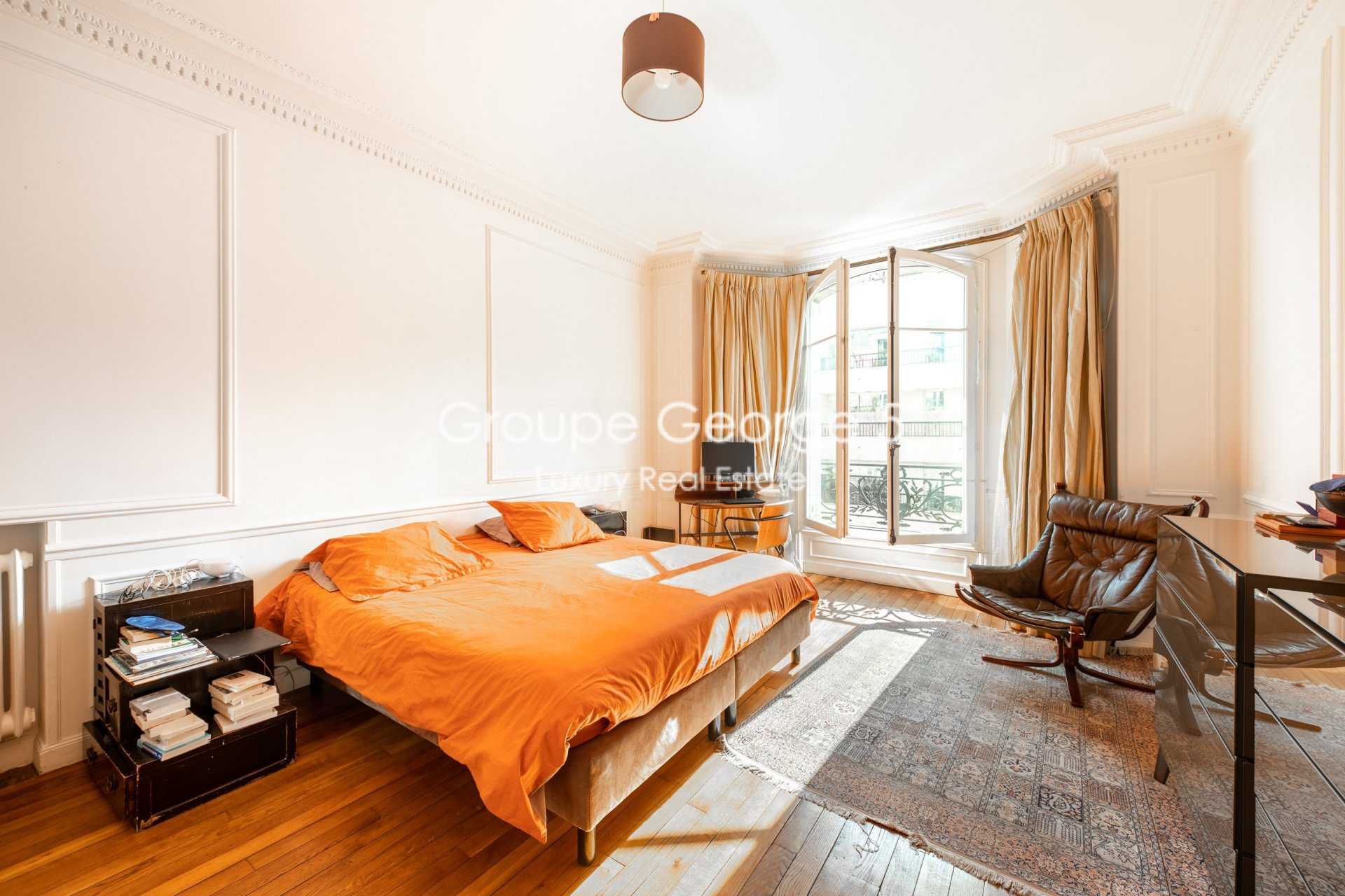 公寓 在 Paris, Île-de-France 10931872