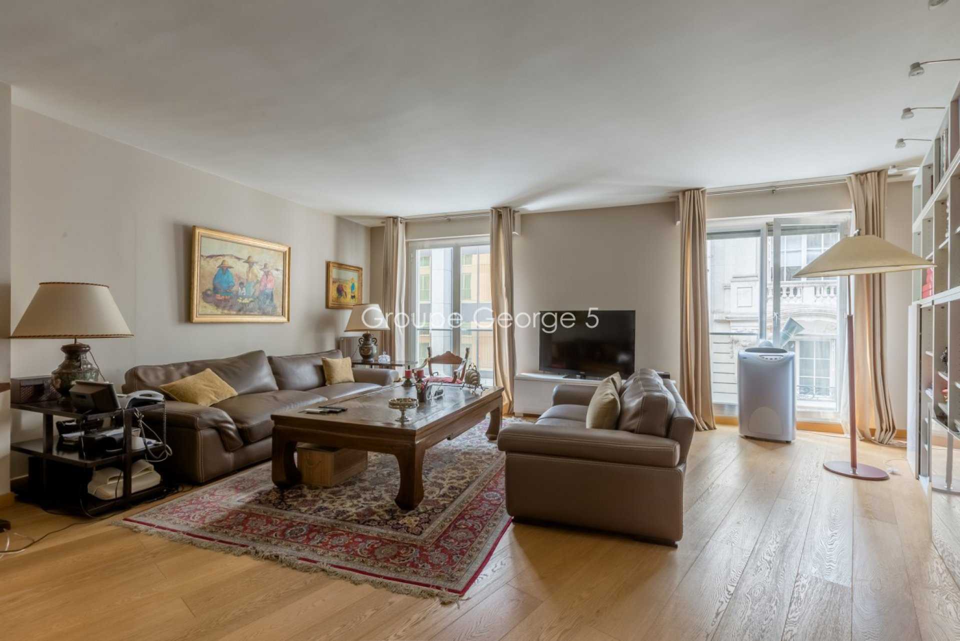 公寓 在 塞納河畔納伊, 法蘭西島 10931913