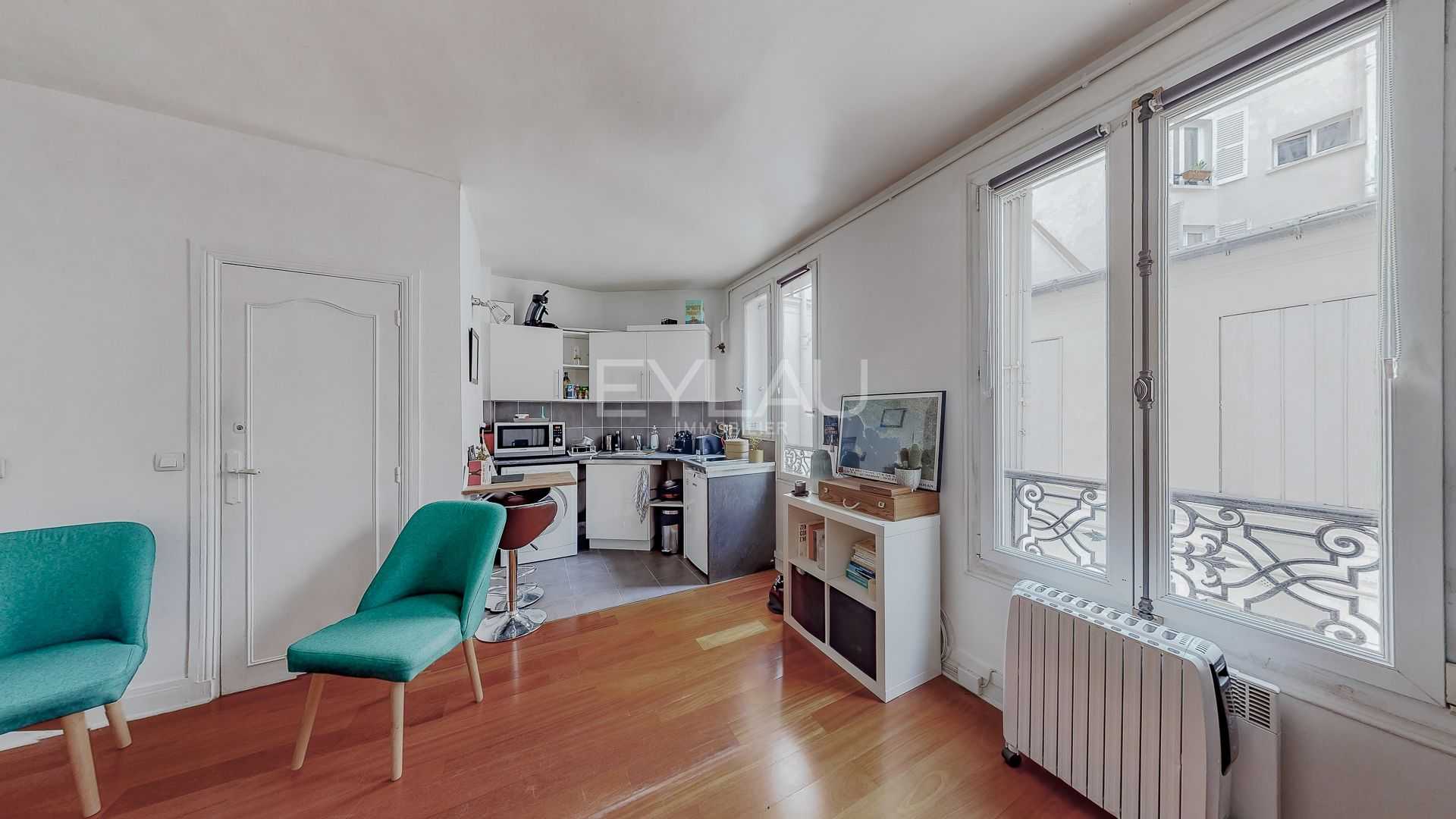 公寓 在 Paris, Île-de-France 10932075