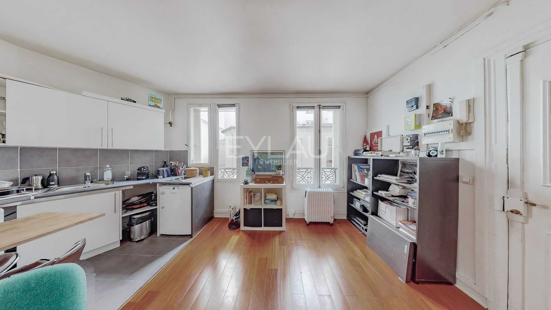 公寓 在 Paris, Île-de-France 10932075