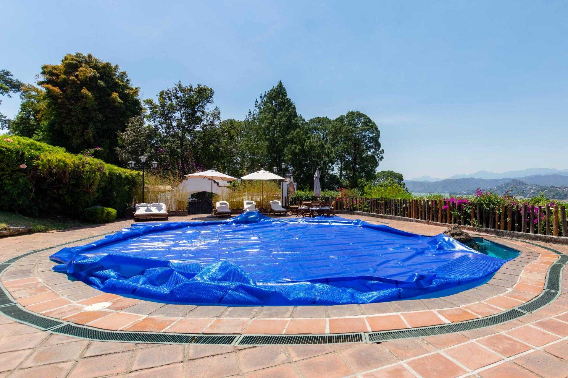 Huis in Valle de Bravo, State of Mexico 10933016