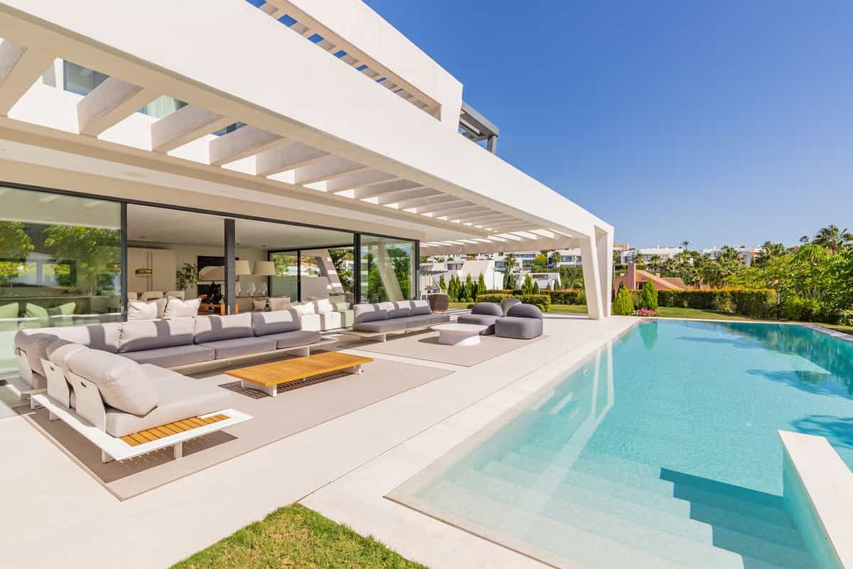 House in Marbella, Andalucía 10934212