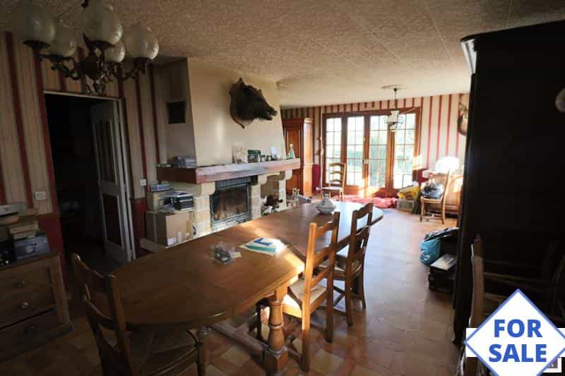 Casa nel Le Gue-de-la-Chaine, Normandia 10934272