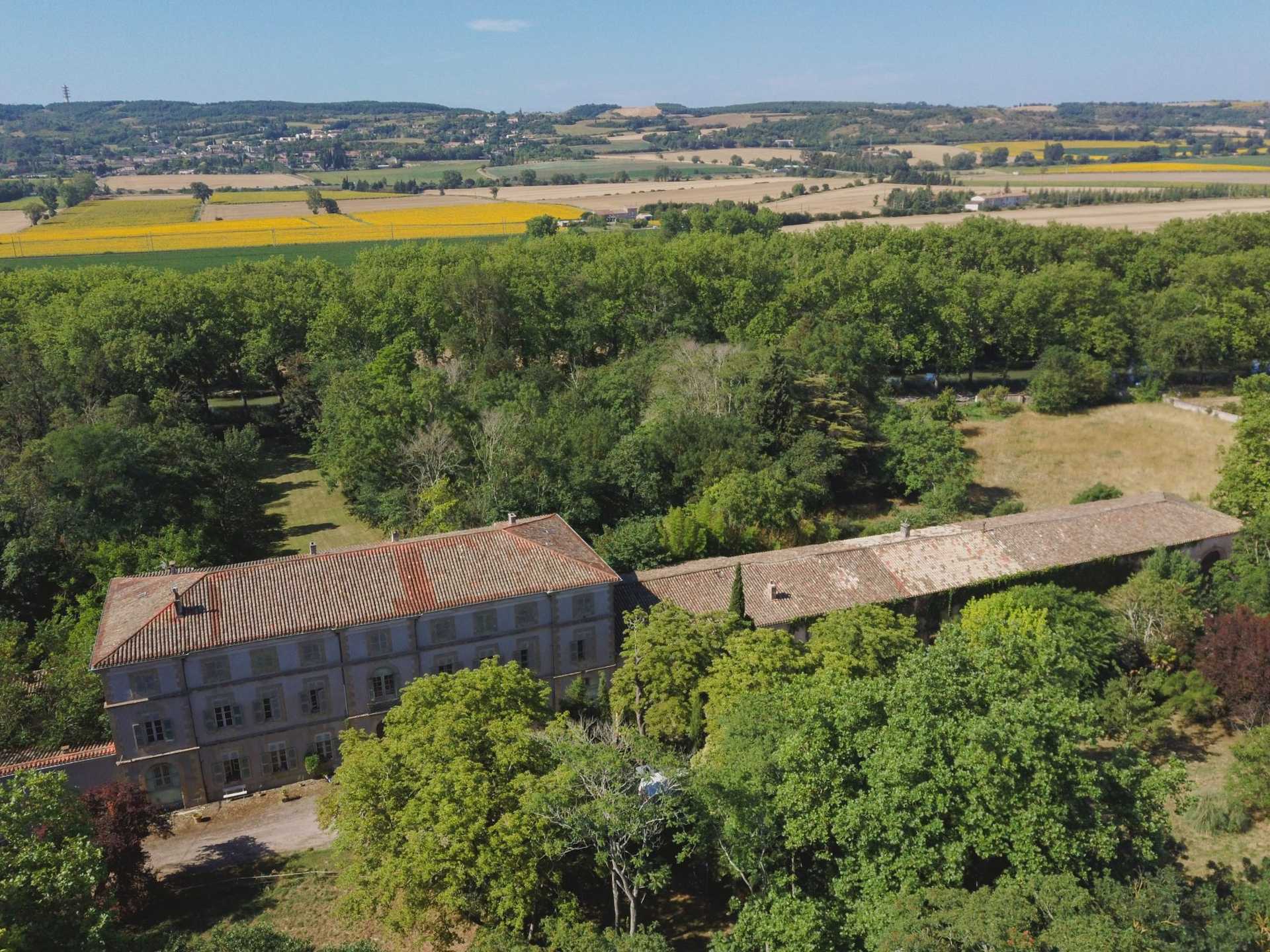 жилой дом в Castelnaudary, Occitanie 10934377