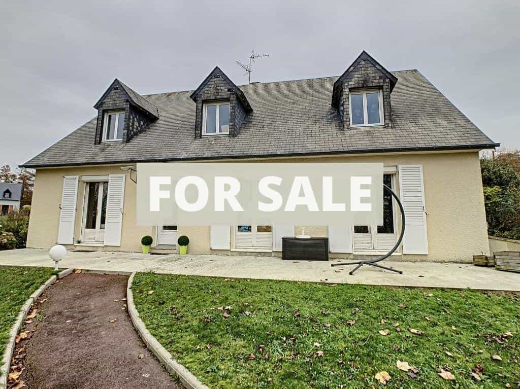 Dom w Romagny-Fontenay, Normandie 10934603