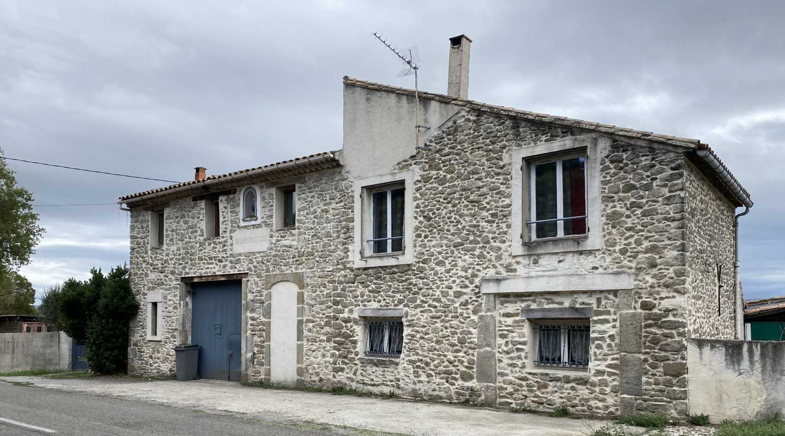 Talo sisään Carcassonne, Occitanie 10934995