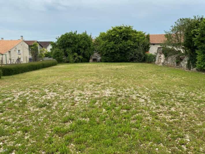 Hus i Verteuil-sur-Charente, Nouvelle-Aquitaine 10935998