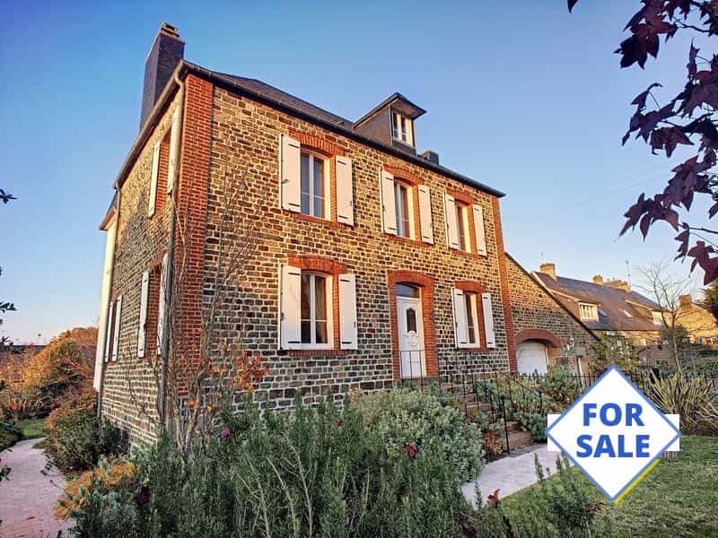Rumah di La Graverie, Normandie 10936052