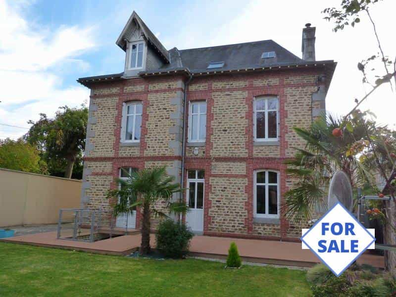 Haus im Vaudry, Normandie 10936131
