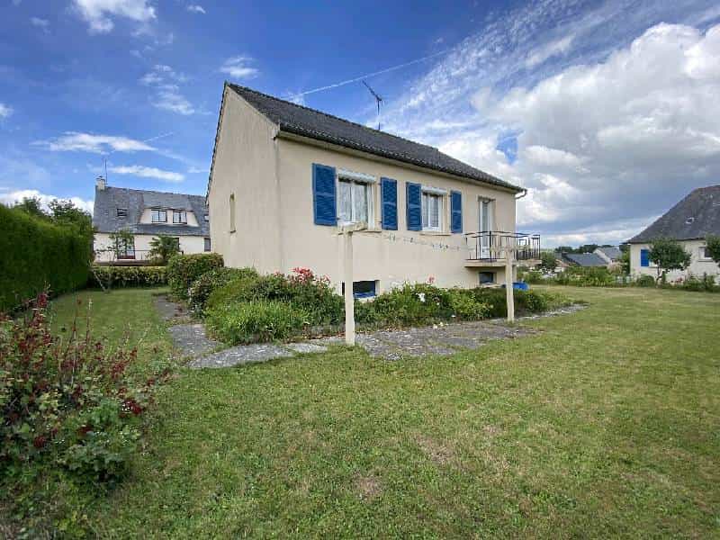 жилой дом в Fleurigne, Bretagne 10936137