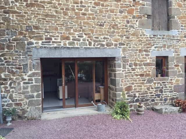 Talo sisään Soulles, Normandia 10936251