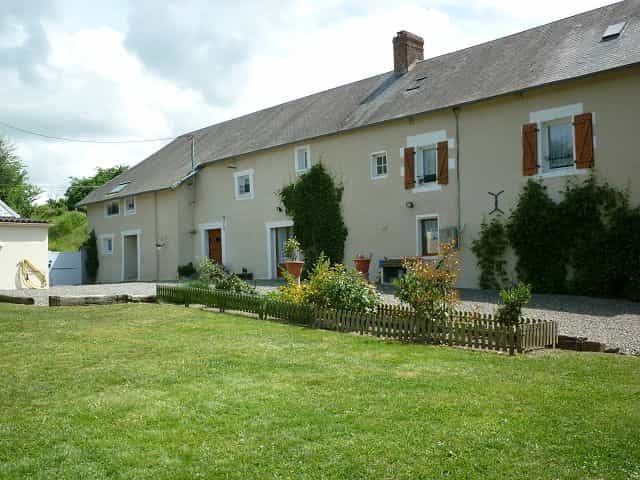 Huis in Gavray-sur-Sienne, Normandie 10936267