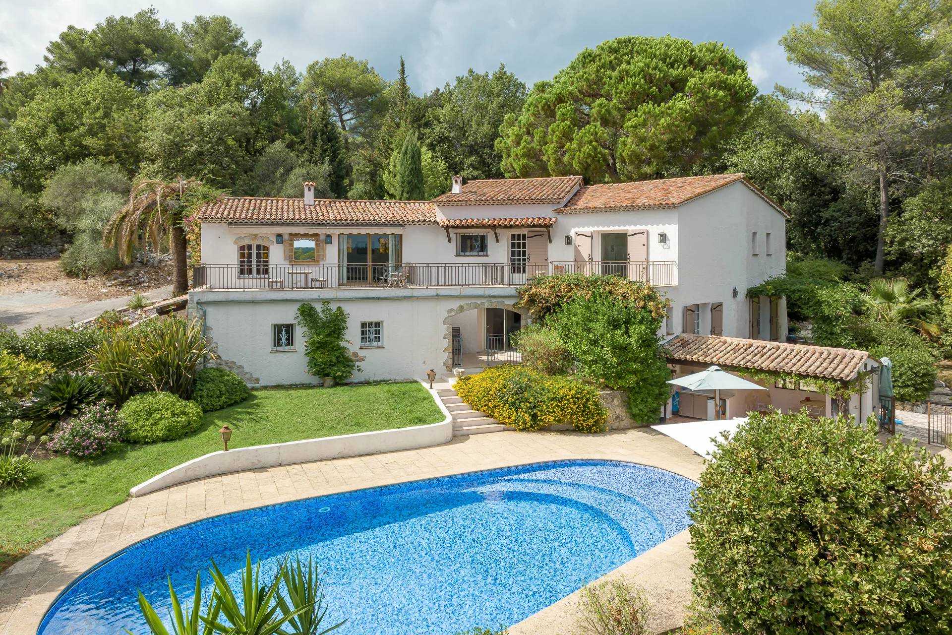 Hus i Roquefort-les-Pins, Provence-Alpes-Côte d'Azur 10936339