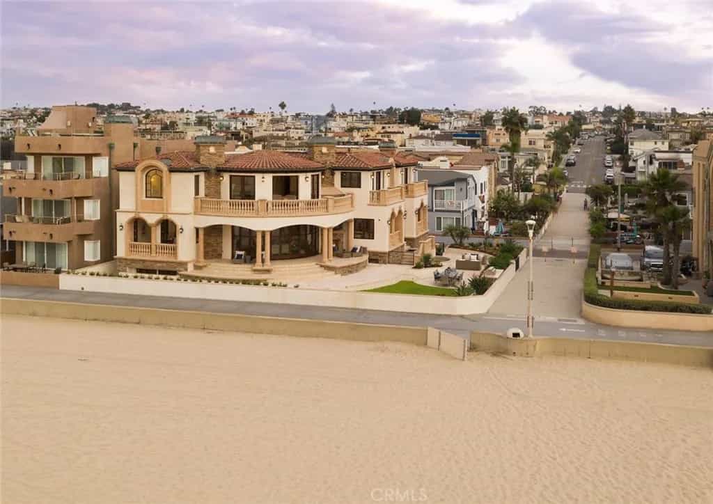 жилой дом в Hermosa Beach, California 10936835