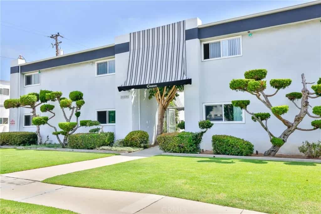 Condominium in Torrance, California 10936866
