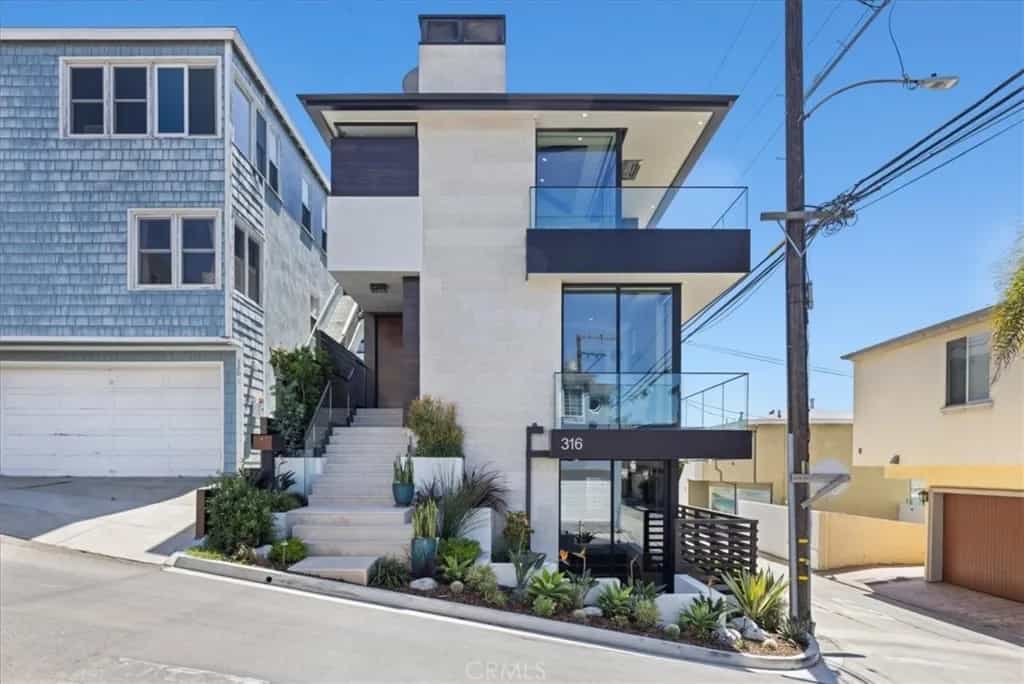 House in Manhattan Beach, California 10936871