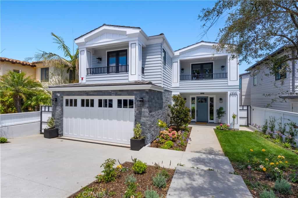 House in Manhattan Beach, California 10936899