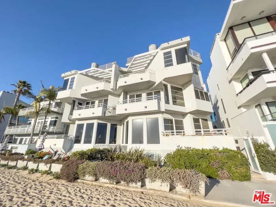 Condominium in Marina del Rey, California 10937306