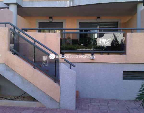 Condominium in Las Bovetes, Valencia 10937433