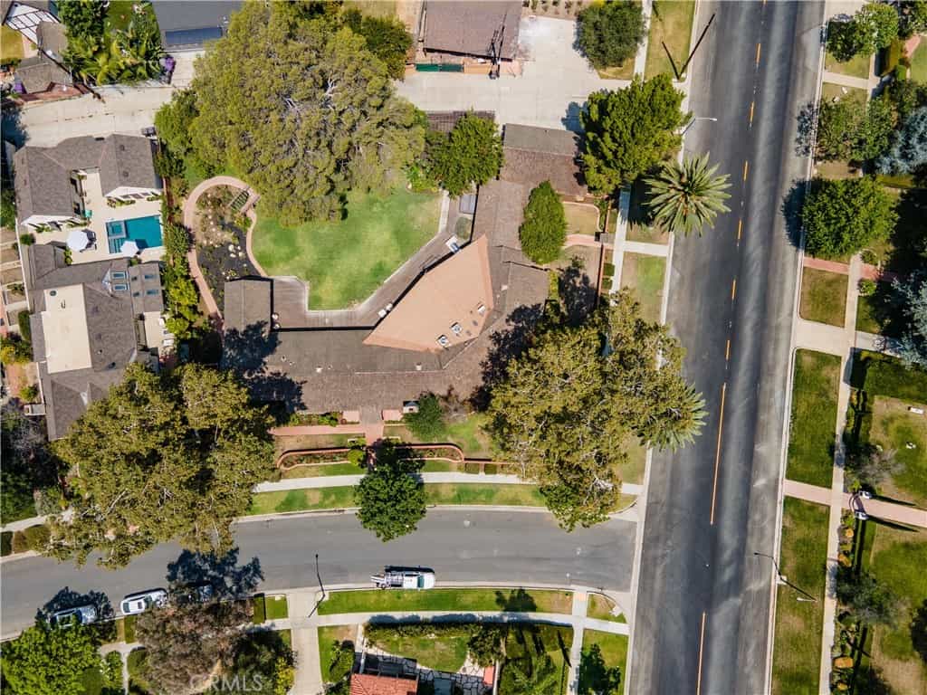 House in Long Beach, California 10937476