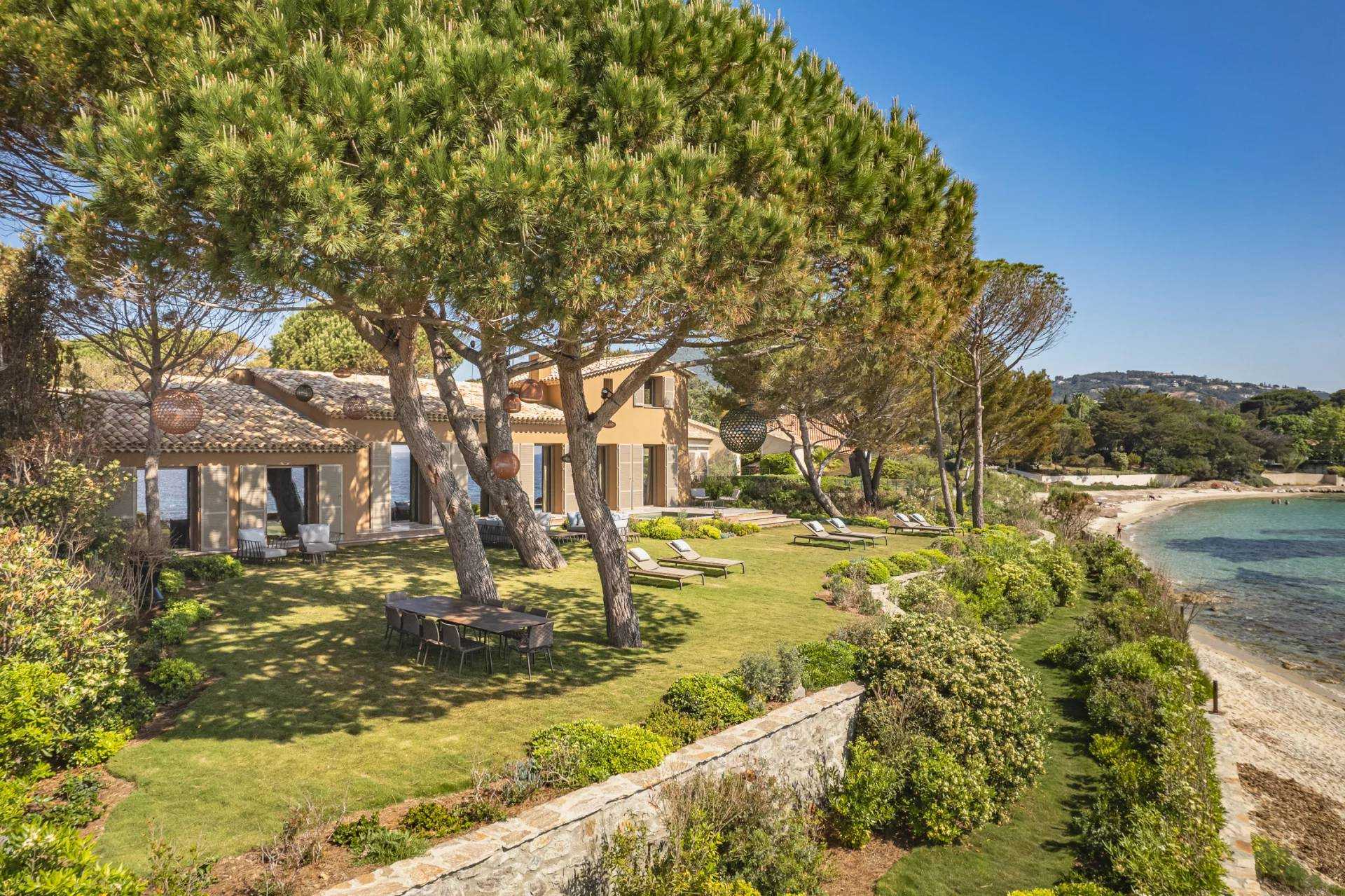 Casa nel Saint Tropez, Provenza-Alpi-Costa Azzurra 10937535