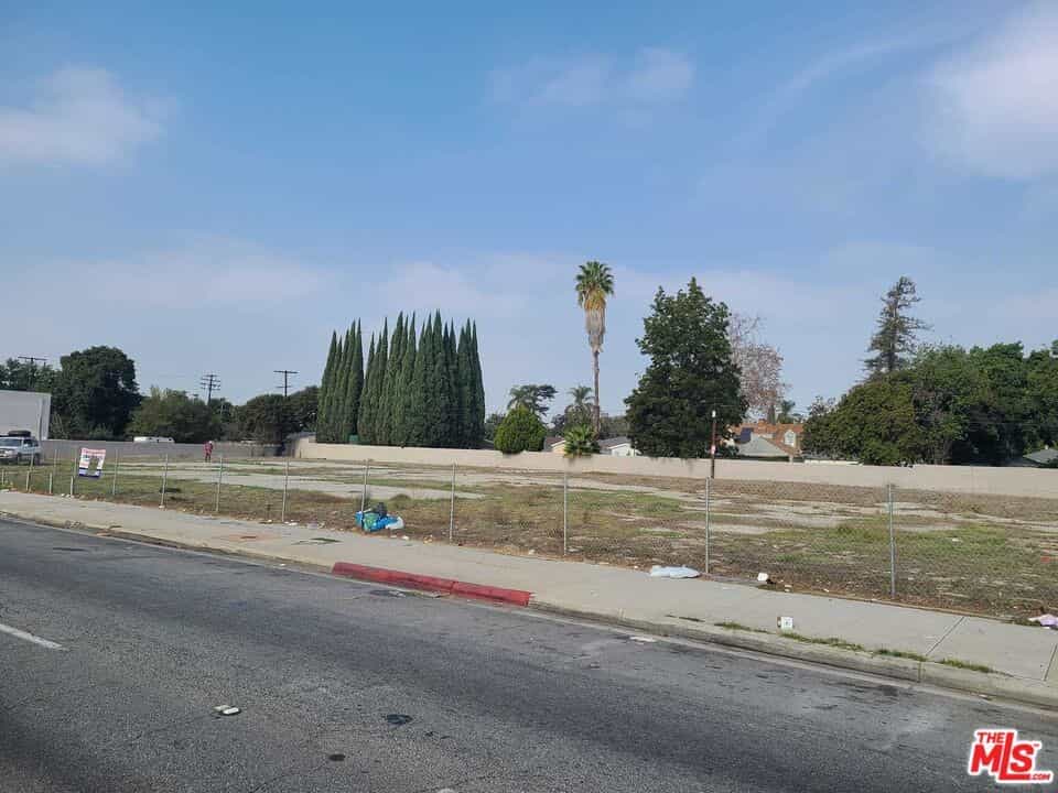 Kondominium w Compton, California 10937569