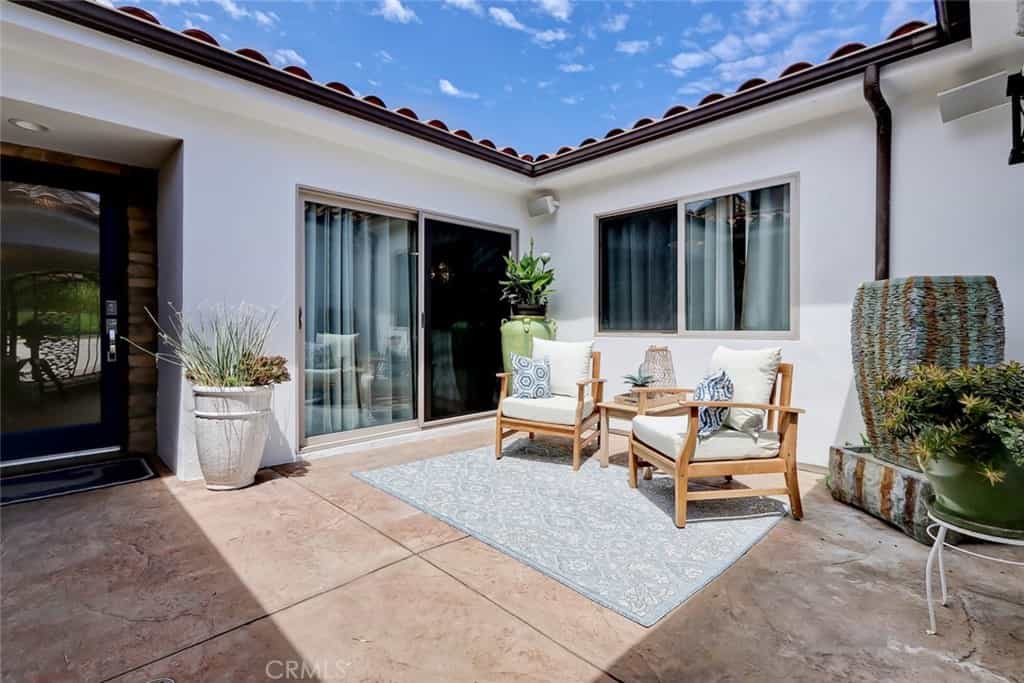 Condominium in Redondo Beach, California 10937932