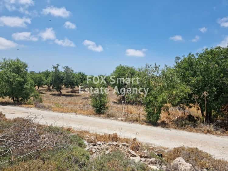 Tanah di Konia, Pafos 10938145