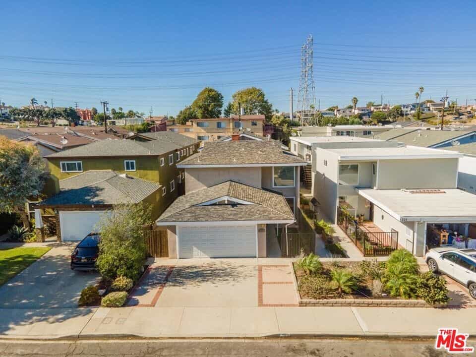Condominium in Redondo Beach, California 10938282