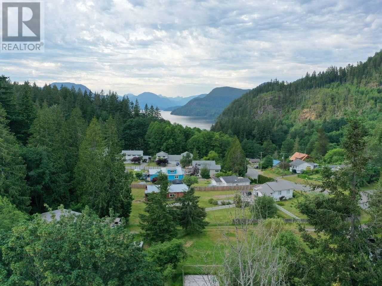 Συγκυριαρχία σε Powell River, British Columbia 10938803