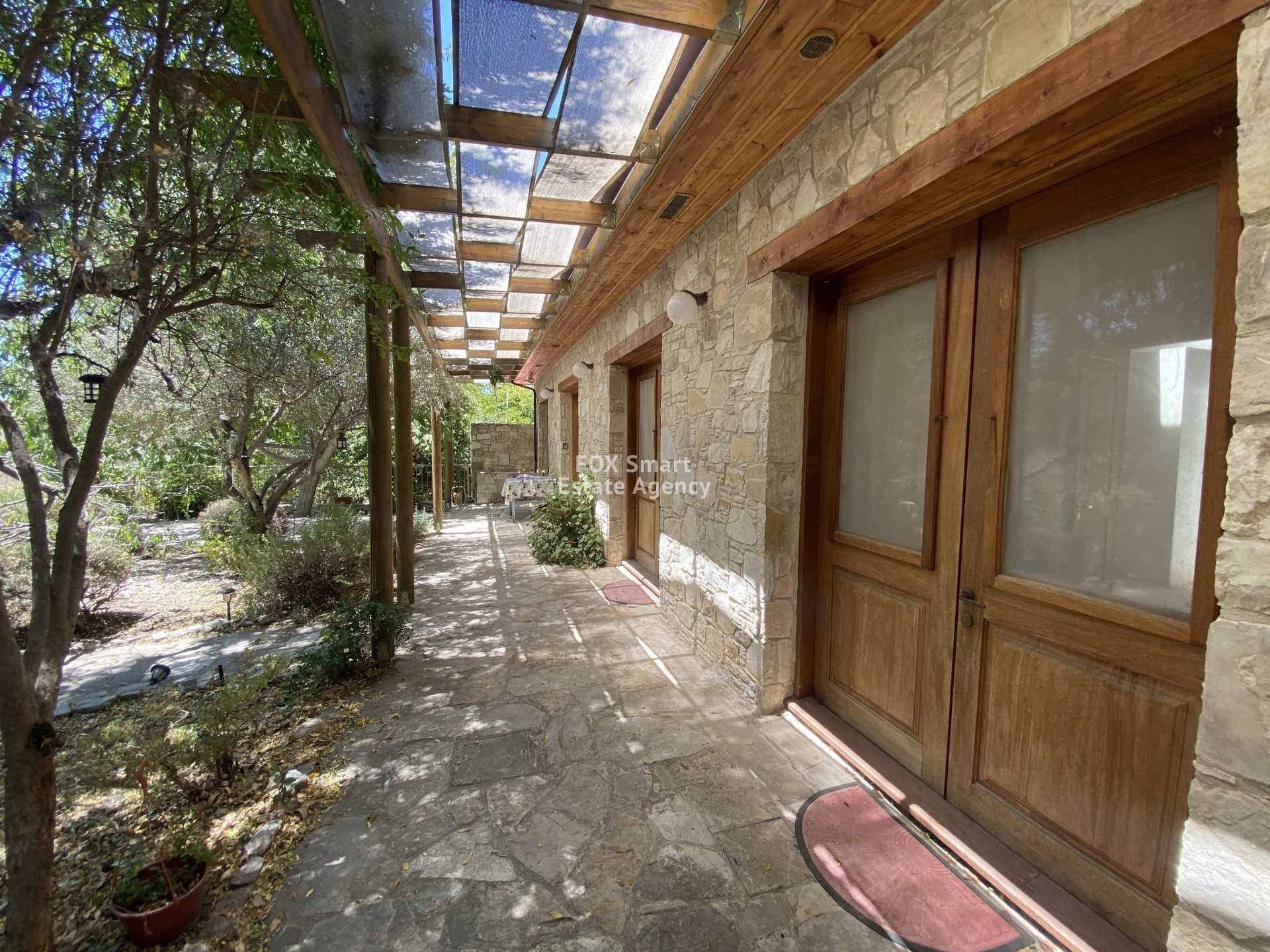 Talo sisään Laneia, Limassol 10938860