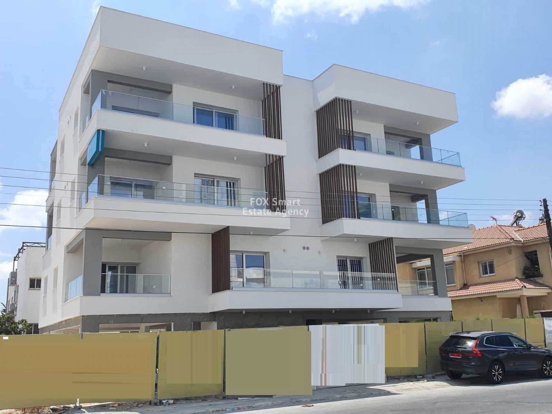 Condominium in Kato Polemidia, Limassol 10939140