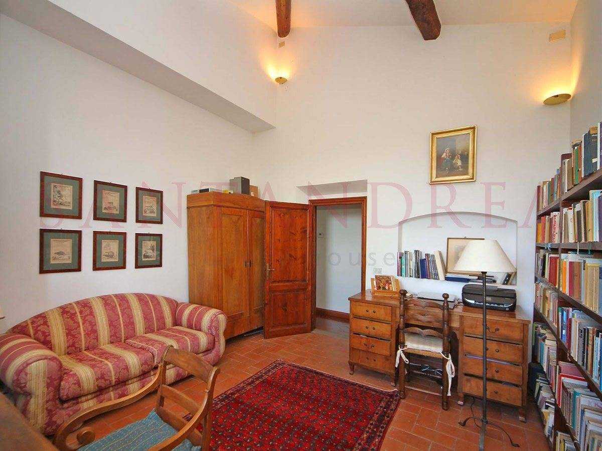 मकान में Pontassieve, Tuscany 10939939