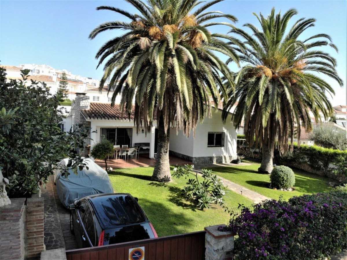 Dom w Arroyo de la Miel, Andalusia 10940090