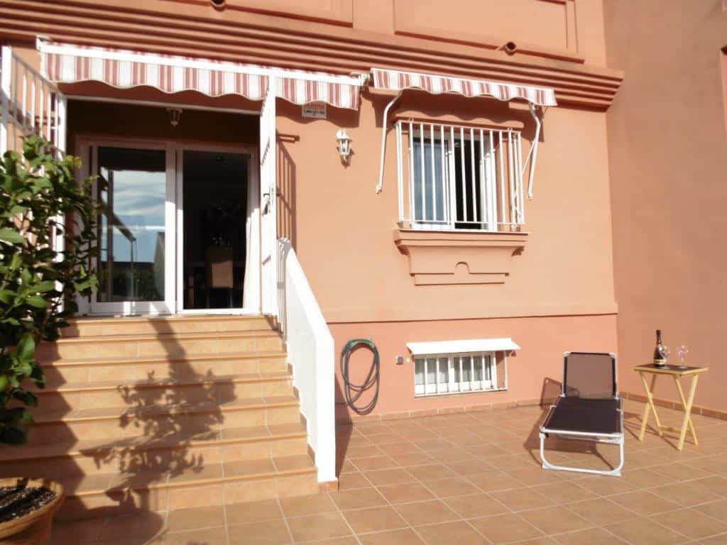 House in Santa Fe de los Boliches, Andalusia 10940098