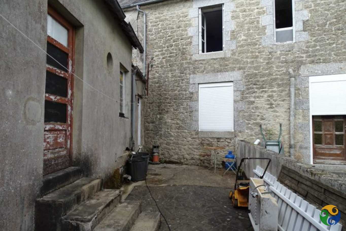 loger dans Glomel, Brittany 10940302