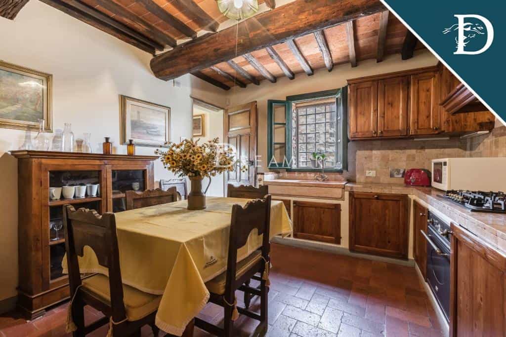 Talo sisään Monsummano Terme, Tuscany 10941622