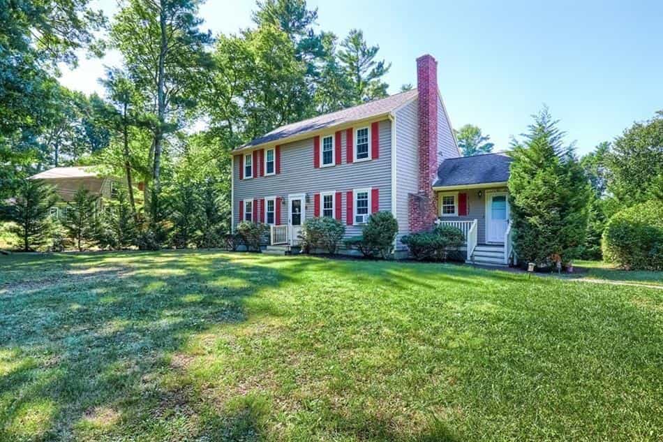Dom w Marshfield, Massachusetts 10942095