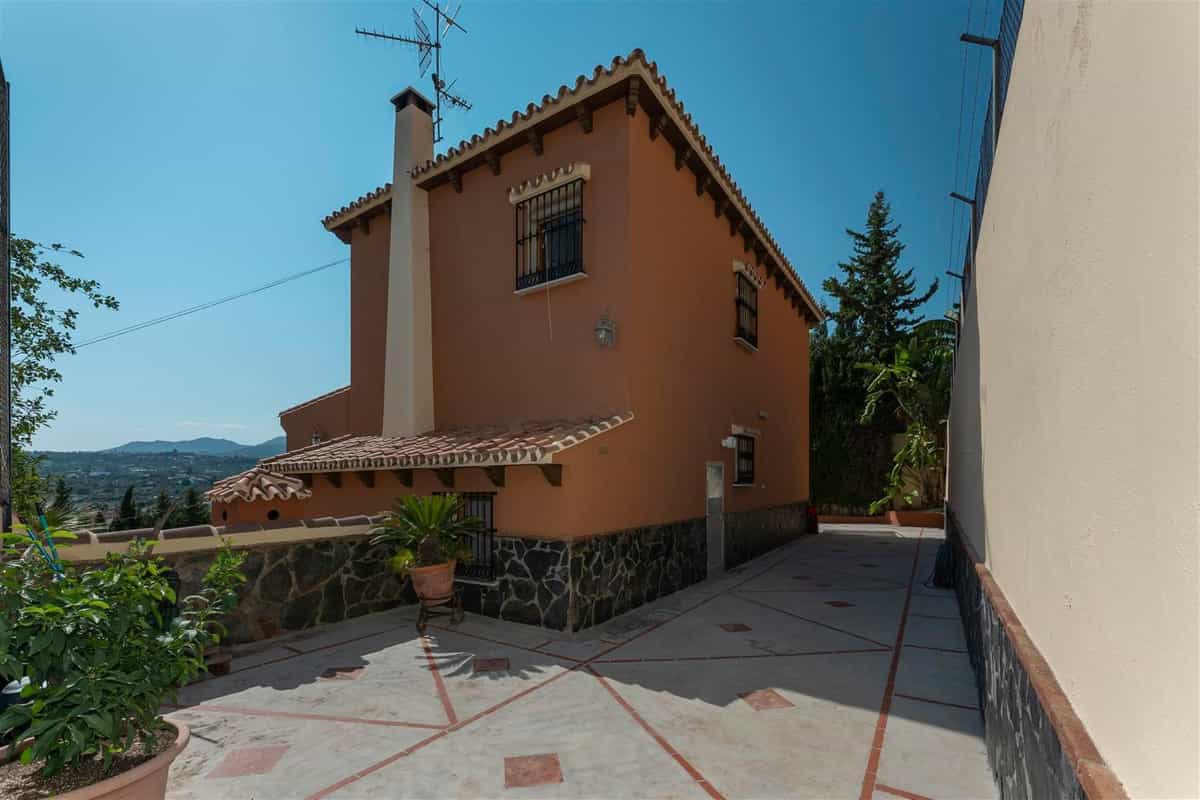 Rumah di Coín, Andalusia 10942342