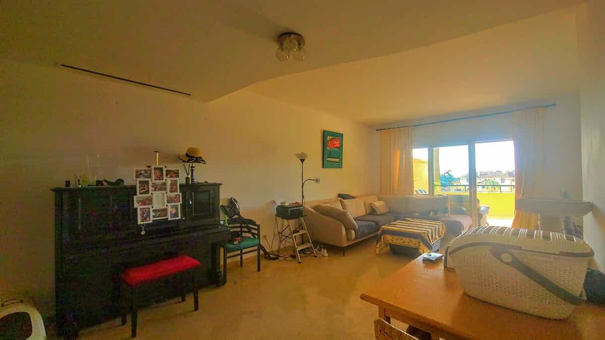 Condominium dans Marbella, Andalusia 10942820