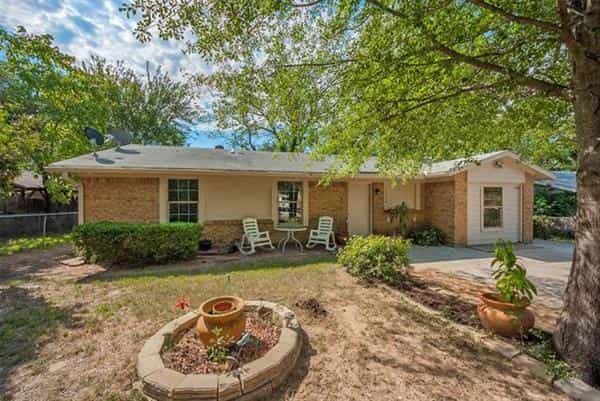 House in Balch Springs, Texas 10943076