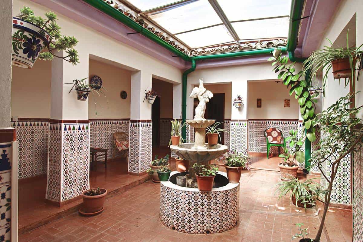 House in Alhaurin de la Torre, Andalusia 10943110