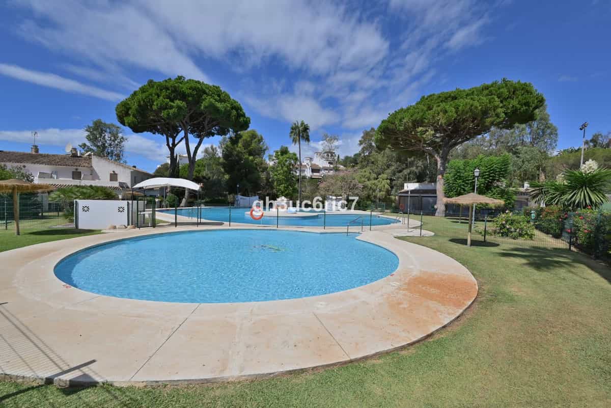 House in Marbella, Andalucía 10943157