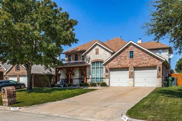 House in Mansfield, Texas 10943159