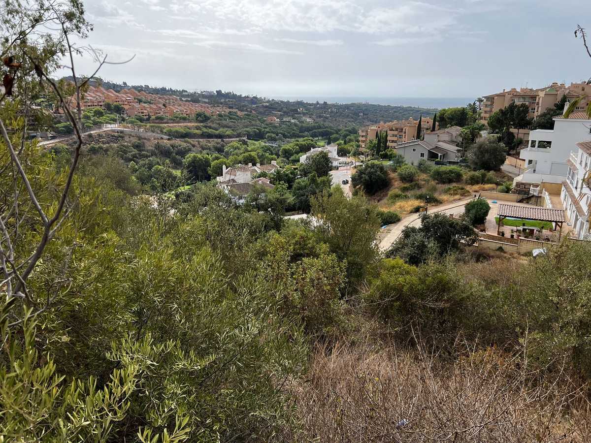 Land in Ojen, Andalusia 10943160